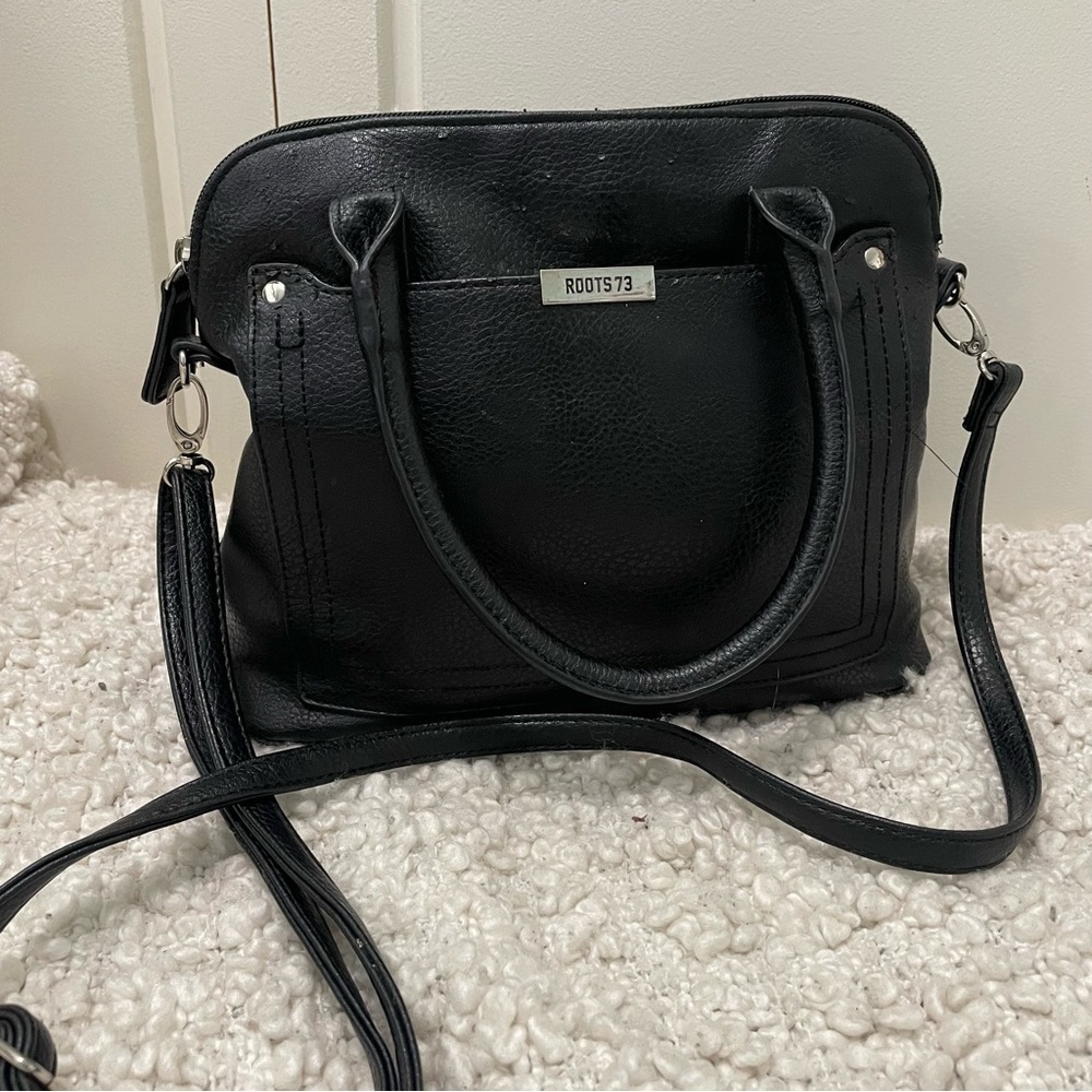Roots Black Leather Classic Convertible Crossbody Bag Purse